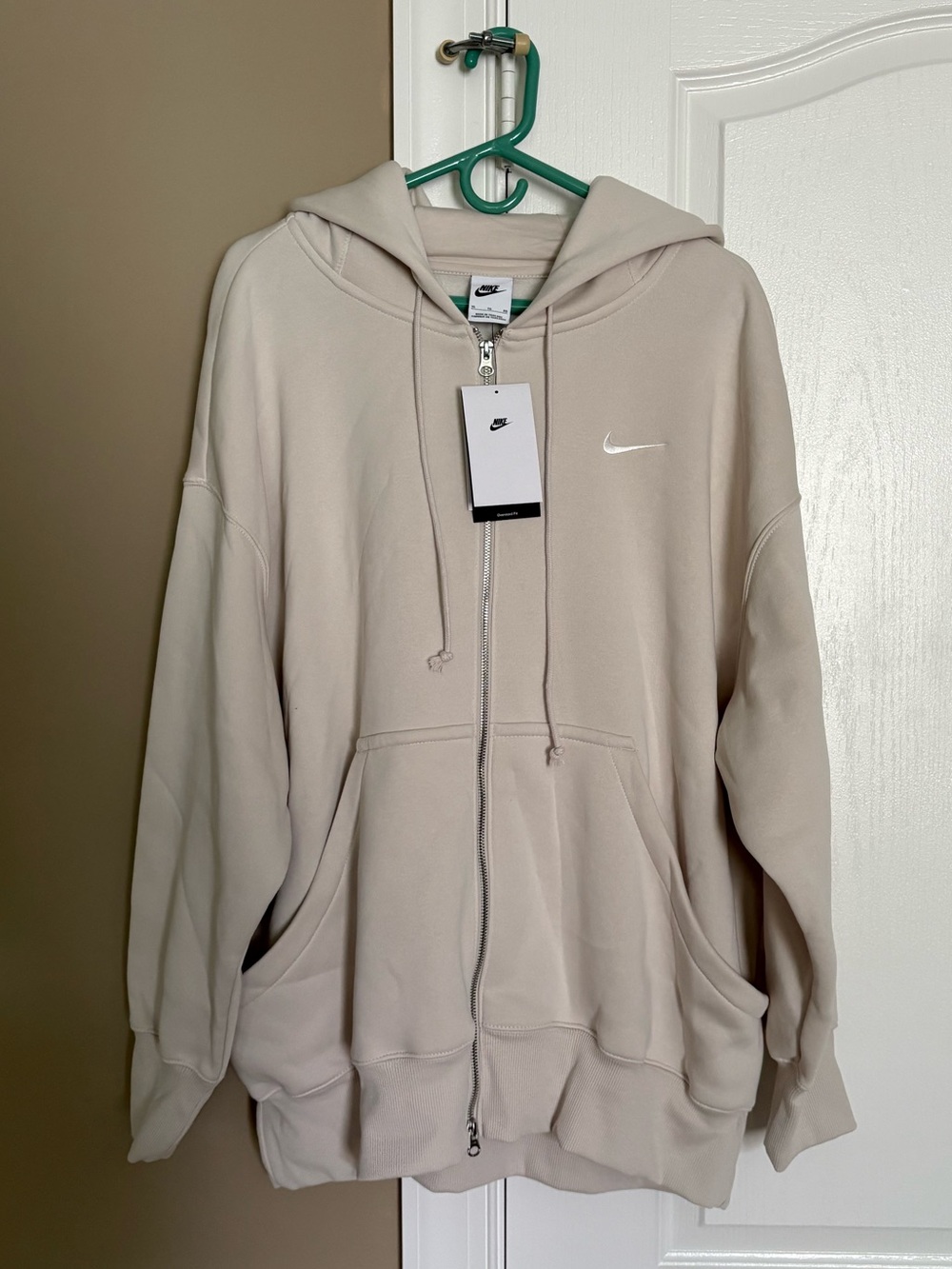 NWT Nike Women's Sportswear Phoenix Fleece Oversized Full-Zip Hoodie. Size XL. - Picture 4 of 7